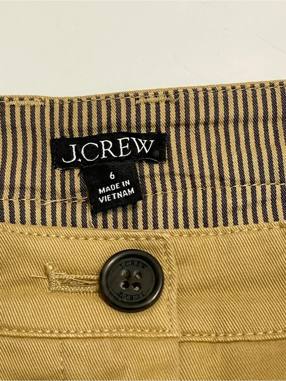 J. Crew Women's High-Rise Pleated Khaki Shorts Size 6